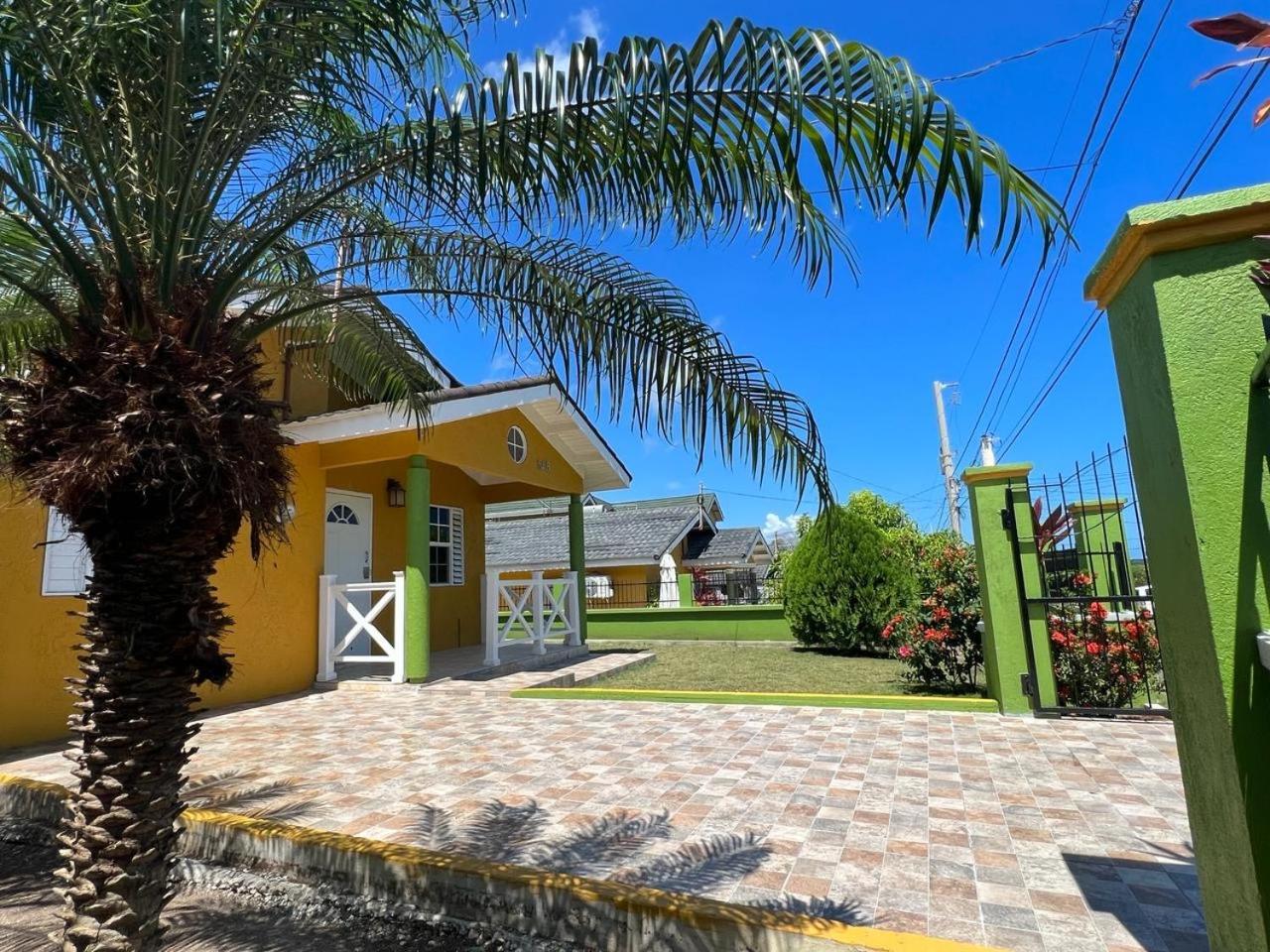 Reddie Vacation Homes Windsor  Buitenkant foto